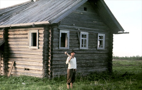 ОНЕГА 1985 год. Заброшенные деревни по берегам